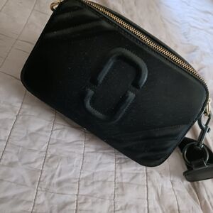 Chic Black Crossbody Bag